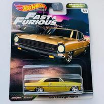 Hot Wheels Premium Fast Furious Modeliukas 66 Chevy Nova Gold