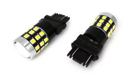 2 szt żarówka LED 3157, P27/7W 12-24V CANBUS 1400lm biała z soczewką Off-Road