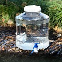 7,5 l platus kaklelis apvalus kibiras su čiaupu, maistinio lygio PC, kibiras grynam vandeniui, lauko, buitinis, geriamojo vandens kibiras, mineralinio vandens kibiras