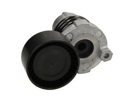 įtempiklio skriemulys, V formos rumbuotas diržas SKF VKM 36138