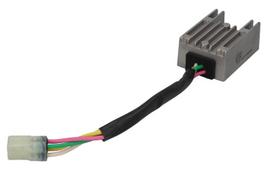 Įtampos reguliatorius DZE02567 (12V, 12A)