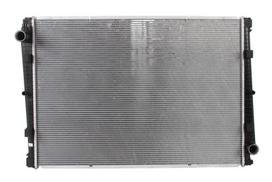 Variklio radiatorius (be rėmo) Tinka: MAN TGL I, TGM I D0836LFL40-D0836LFLAP 04.05-03.22
