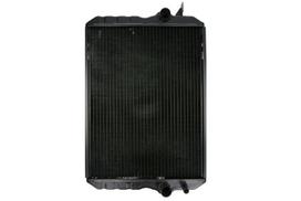 Variklio radiatorius (su rėmu) Tinka: JOHN DEERE 7600, 7610, 7700, 7710, 7800, 7810