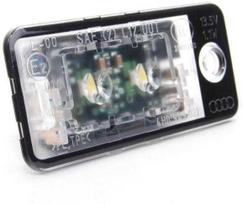 VAG "Audi A3 S3 A5 S5 A8 S8 RS5" LED valstybinio numerio ženklo žibintas galinis žibintas RH originalus 4H0943022
