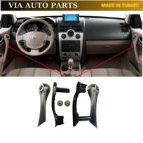 Durų vidinių rankenų komplektas 2 vnt. Dešinė Kairė Smėlio spalvos Renault Megane Mk2 2002-2008 OEM 7701475316 7701475317