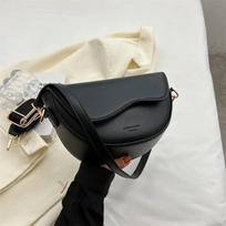 Mažos odinės balnelio formos rankinės moterims su grandinėle ant peties, crossbody krepšiai, moteriški vintažiniai rankiniai po pažastimi Bolsa juoda
