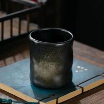 Keraminis kavos puodelis, kūrybingi retro rankų darbo puodeliai, grubios keramikos japoniško stiliaus latte porceliano puodelis, buitinis popietės arbatos puodelis juoda