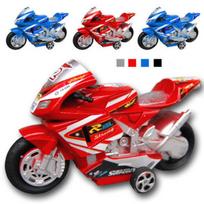 1:32 nuotolinio valdymo modelis, atgal traukiamas motociklas