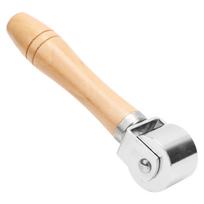 Odos spaudimo krašto volelis DIY Odos amatas Medinė rankena Krašto valcavimo įrankis SidabrinisS 26mm 1.02in