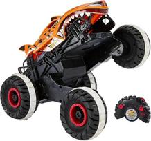"Hot Wheels Monster Trucks Tiger Shark" nuotolinio valdymo automobilis su "Terrain Stomp" technologija, skirta judėti kaip gyvūnas, su ratuko režimu, skirtas suktis ant 2 ratų, žaislas nuo 4 metų, HGV87