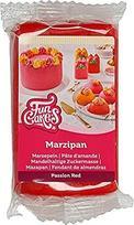 "FunCakes" migdolų cukraus tešla (olandiškas marcipanas) Aistra raudona: Lengva naudoti ir glotni, puikiai tinka tortams puošti, halal, košerinė ir be glitimo. 250g