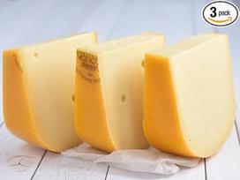 "Gouda Jung - iš Olandijos" vertės pakuotė 3 x 500 g gabalėliai "Young Gouda" (dėl vakuuminės pakuotės ilgai galioja)