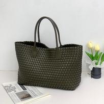 High End New Double-sided Woven Tote Bag Women's Leather Single Shoulder Handbag Large Capacity Bag Vegetable Basket 49x28x16 cm armijos žalia spalva