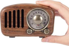 PRUNUS J-919 FM klasikinis medinis retro radijo imtuvas, nešiojamas radijo imtuvas su "Bluetooth" garsiakalbiu, nostalgiškas radijo imtuvas su AUX/SD funkcija, 1800 mAh įkraunama baterija (riešutmedžio mediena)