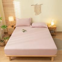 Minkšta ir lygi vienspalvė šlifuota medvilninė paklodė viengulėms ir dvigulėms lovoms, užtikrinanti komfortą ir apsaugą nuo dulkių. 200cm*220cm Fitted Sheet šviesiai rausvos spalvos