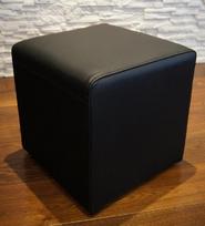Quattro Meble Tikros odos taburetė 40 x 40 x 40 cm Karvės odos sėdynė Kubas Kojinė minkštasuolis Minkšta taburetė Tikra oda Puff Black