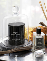 Sojų vaško kvepianti žvakė „Amber & Sandalwood“