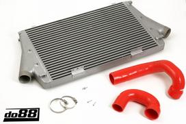 DO88 Opel Vectra C 2.0T 02-08 Intercooler Red hoses