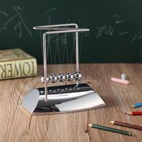 Z Newton Cradle Švytuoklinis rutulys Fizika Mokslas Švytuoklinis Plieninis Balansavimo Stalo dekoras