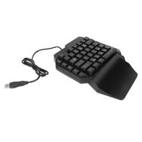Viena ranka valdoma žaidimų klaviatūra USB Ergonomiškas dizainas RGB apšvietimas „Plug and Play“ Pusė klaviatūros skirta