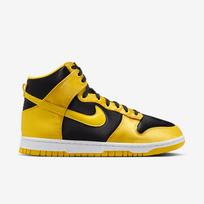 Nike Wmns Dunk High - Dydis 38 (FN4216-001 Laisvalaikio batai)