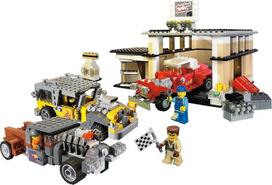 LEGO Factory: Custom Car Garage 10200