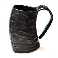Karštas vikingų ragų puodelis su maišeliu Raguota rankena su rustic natūralia apdaila Autentiškas jautienos rago bokalas Rankų darbo vikingų puodelis alui 380-500ml