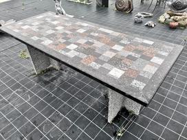 Stalas iš skirtingų pasaulio kraštų akmens, 90x216cm (Vilniuje, Bukiškis) - 082