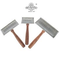 Madan Slicker Brush - profesionalus šepetys pudeliams su medine rankena - L