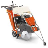 Grindų dangos pjovimo mašinos Husqvarna FS 413