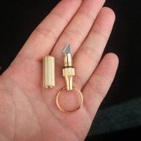 Mini daugiafunkcinis peiliukas raktų pakabukas