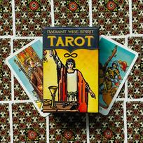 Mini Radiant Wise Spirit Tarot Kortos