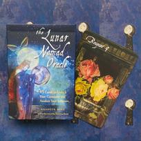 The Lunar Nomad Oracle kortų ir knygos rinkinys