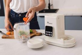 Momini MiniChef 7in1 Daugiafunkcinis maisto smulkintuvas su buteliuko šildytuvo funkcija