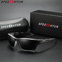 SPEEDHYUN Classic Wayfarer Sunglasses Polarized Lenses for Fishing Trips juoda/balta