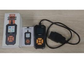 V318 OBD kodų skaitytuvas Automobilio skeneris su spalvotu ekranu, 10 kalbų ir 9 protokolai gedų aptikimui