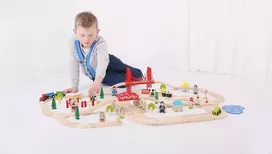 Bigjigs Medinės trasos ir traukinuko rinkinys, 80 detalių BJT021