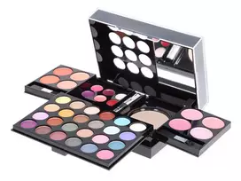 Makiažo paletė ZMILE COSMETICS All You Need To Go, 41g