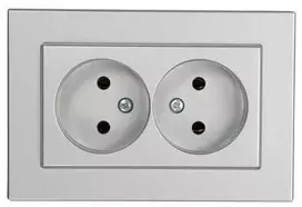 Dvivietis kištukinis lizdas VILMA XP500, metalo spalvos