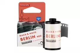Nespalvota fotojuosta LomoChrome B&W Berlin Kino ISO 400/135/36
