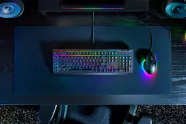 Razer BlackWidow V4 X klaviatūra Žaidimams USB QWERTZ Vokiečių Juoda