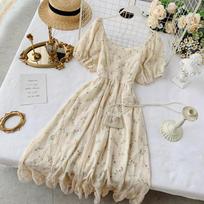 Vasaros Fėjos Suknelė Moterims Prancūziško Stiliaus Vintage Retro Šifono Suknelė Pūstomis Rankovėmis Laisvalaikio Elegantiška Gėlių Rašto Suknelė Moterims 2025 Nauja S smėlis