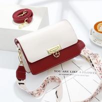 Nauja Tendencija Saldus Mados Aksesuaras su Mažu Kvadratiniu Krepšiu Aukštas Estetinis Lygis Makaronų Spalvos Didelės Talpos Vienos Peties Crossbody Krepšys .
