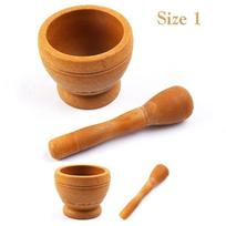Česnakai spaudžia ekologišką dervą, česnako grūstuvą ir prieskonių smulkintuvą Size1