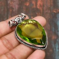 Peridoto brangakmenis 925 prabos sidabras rankų darbo nuostabus papuošalas pakabukas 1.97 Inches žalia