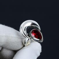 Raudonas granatas Sausio mėnesio gimimo akmuo Reguliuojamas 925 prabos sidabro žiedas - Tinka JAV dydžiams nuo 6 iki 10 - Rankų darbo Boho papuošalai moterims ir vyrams, Valentino dienos dovanos Adjustable raudona