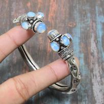 Milky Opal Gemstone 925 Sterling Silver Handmade Cuff Bangle Adjustable For Women Adjustable mėlyna