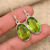 Peridot brangakmenio rankų darbo 925 sterlingų sidabro auskarai papuošalai Padėkos dienai 1.57 Inches žalia