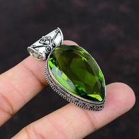 Fasetuotas peridoto pakabukas Rankų darbo brangakmenių papuošalai 925 svarų sterlingų sidabro pakabukas Peridoto papuošalai Senovinis pakabukas Dovana jai Visiškai naujas pakabukas