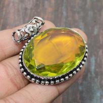 Peridot brangakmenio rankų darbo 925 sterlingų sidabro papuošalų pakabukas moterims 1.77 Inches žalia